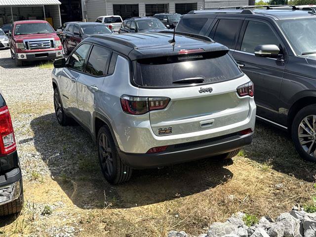 Used 2026 Jeep Compass Limited AWD/4WD image 5