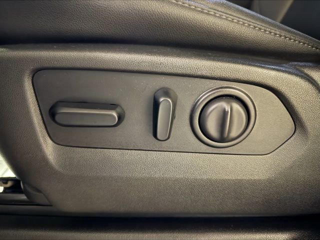 Used 2021 Chevrolet Silverado 1500 LT w/ All Star Edition Plus image 17