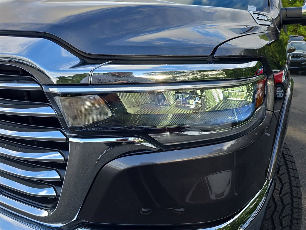 New 2026 RAM 1500 Laramie w/ Off Road Group image 31