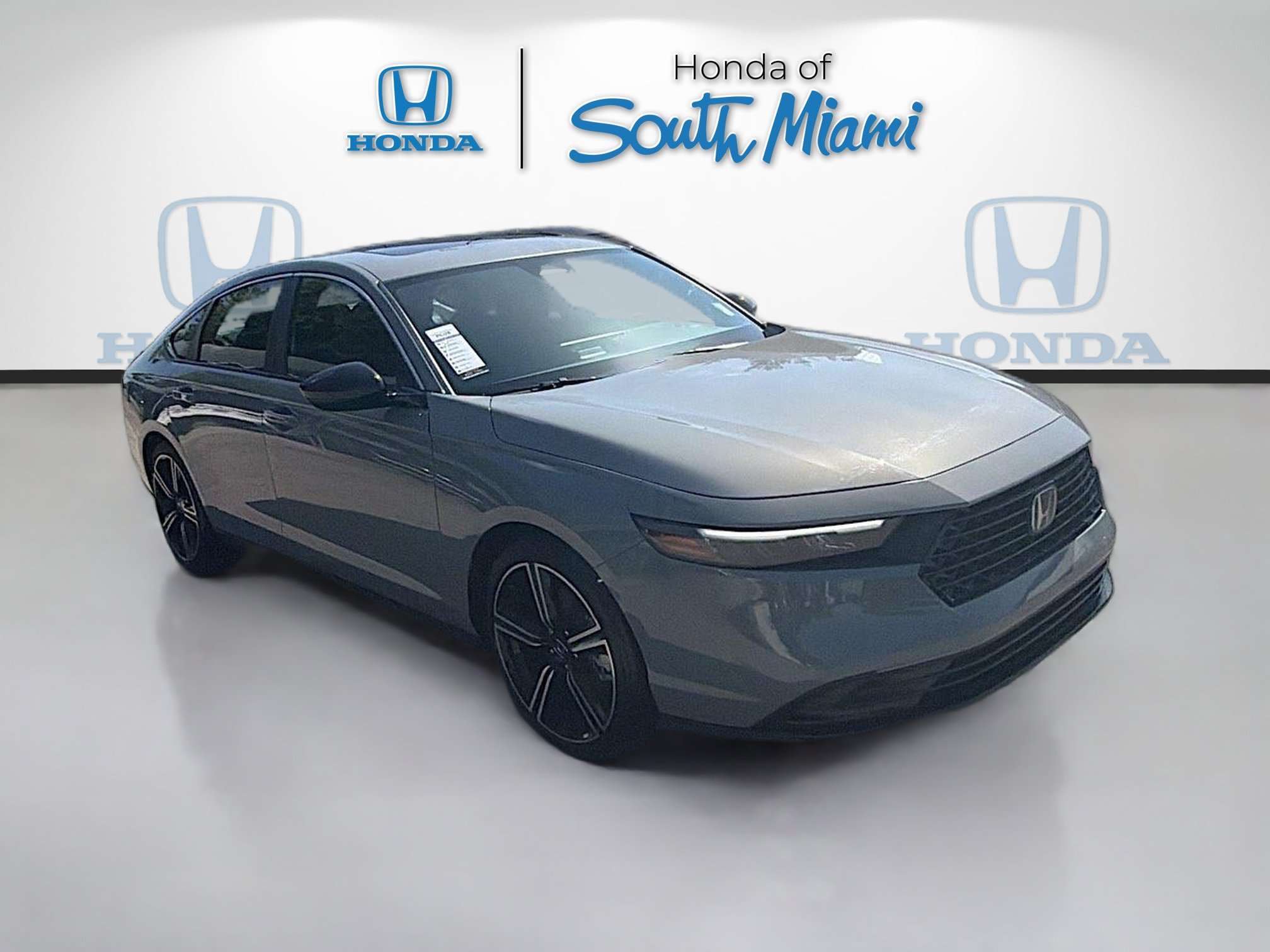 Used 2024 Honda Accord Sport image 1