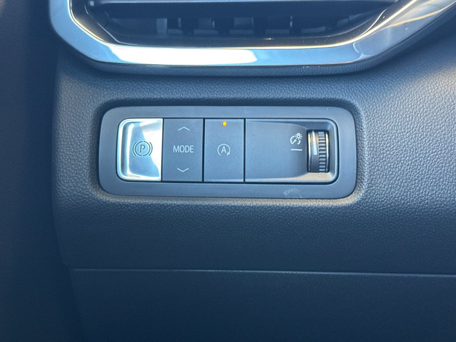 New 2026 GMC Acadia Elevation w/ LPO, All-Weather Package FWD image 29
