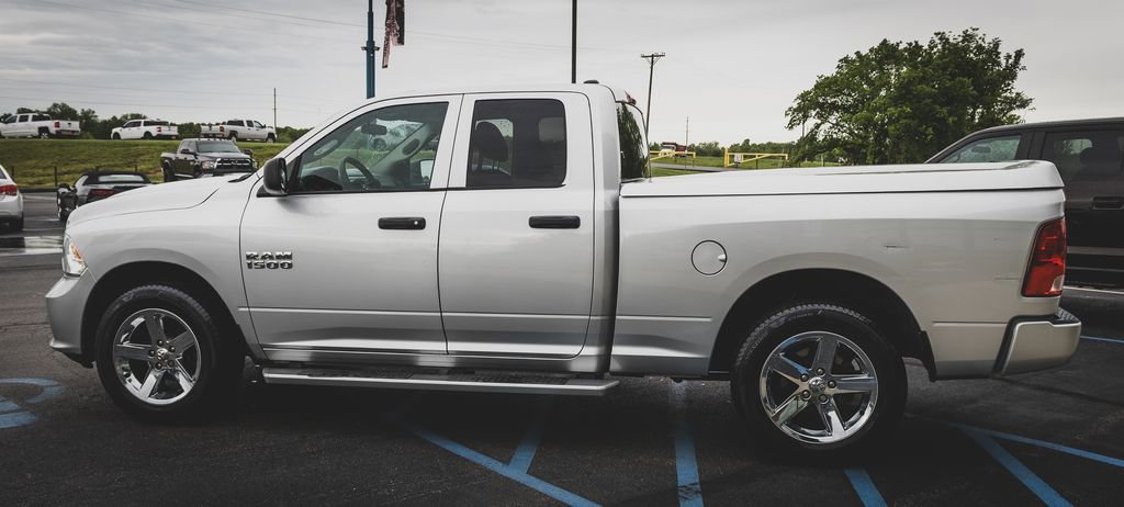 Used 2018 RAM 1500 Express w/ Express Value Package AWD/4WD image 8