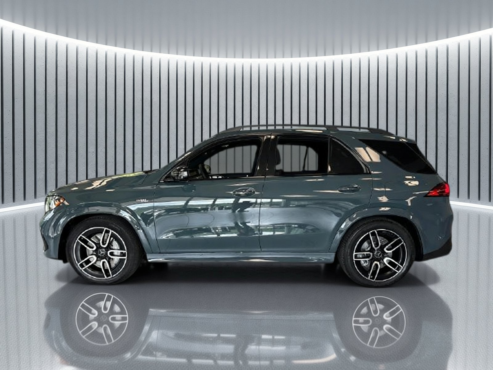 New 2027 Mercedes-Benz GLE 53e AMG 4MATIC image 2