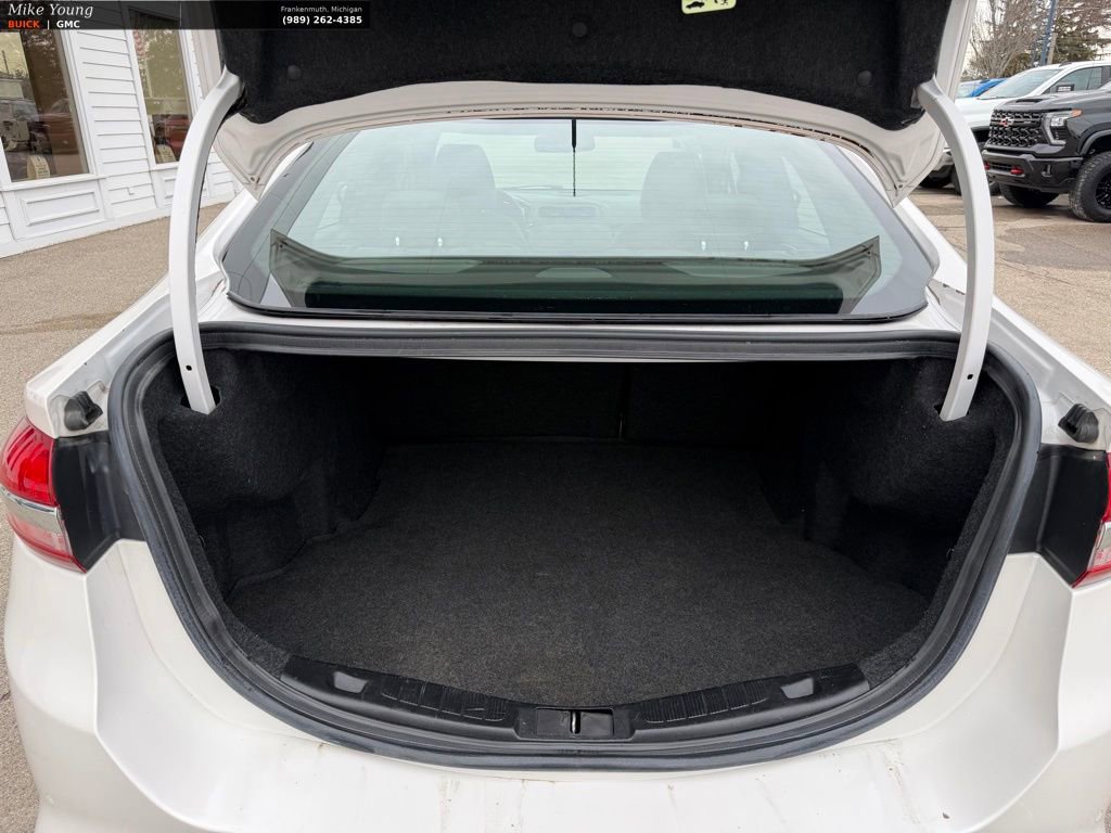 Used 2017 Ford Fusion Sport w/ Equipment Group 401A image 9