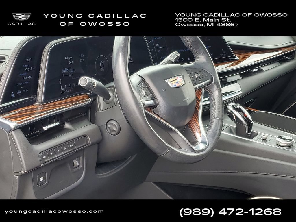 Certified 2022 Cadillac Escalade Premium Luxury w/ LPO, Illumination Package AWD/4WD image 11