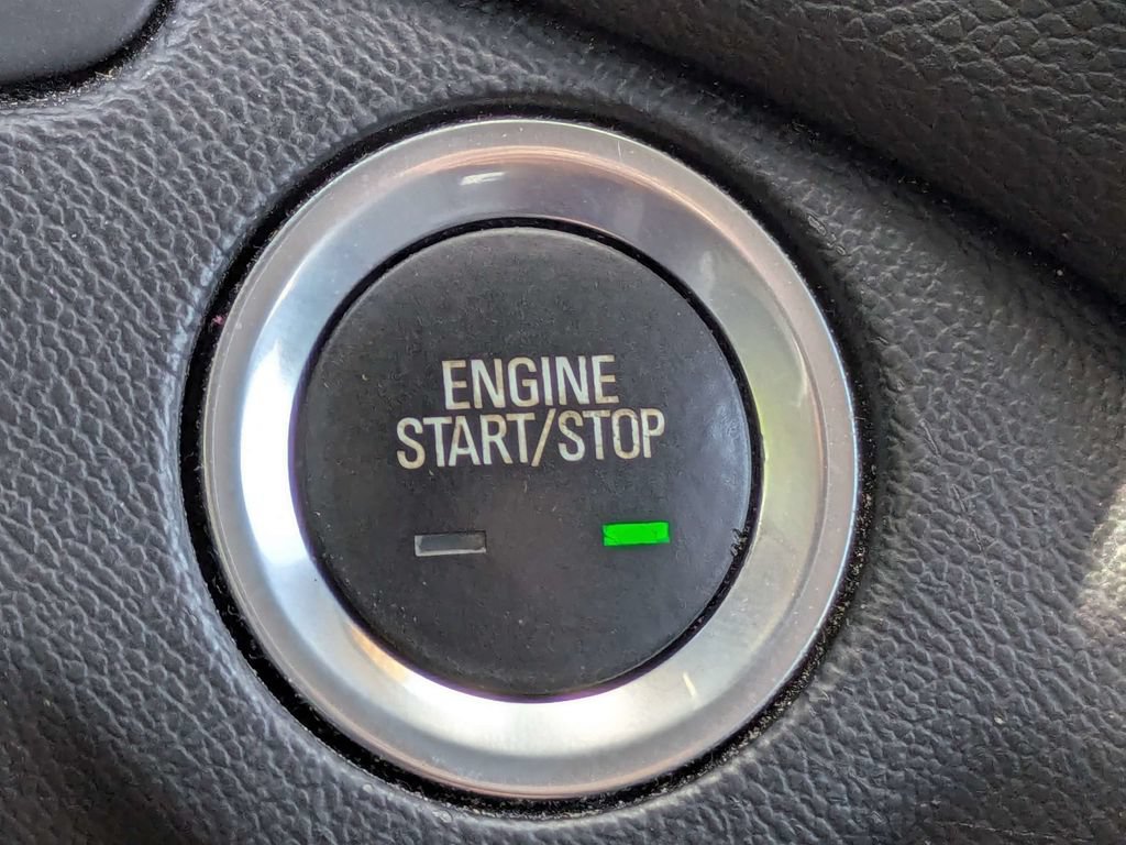 Used 2018 Chevrolet Equinox LT w/ Sun & Infotainment Package AWD/4WD image 29