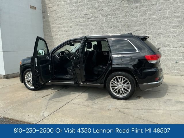 Used 2018 Jeep Grand Cherokee Summit AWD/4WD image 15