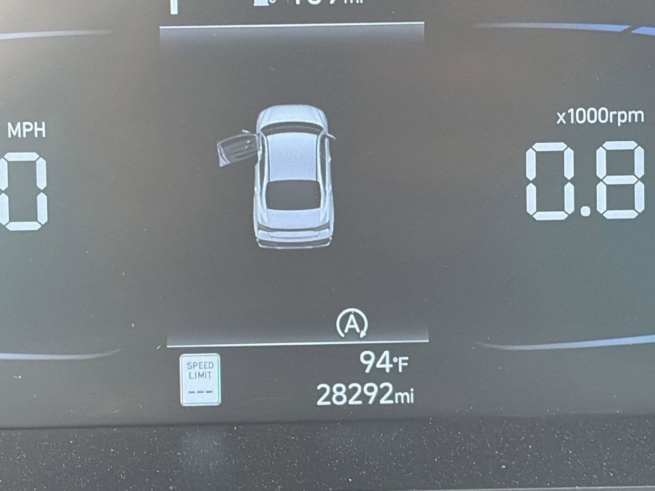 Certified 2024 Hyundai Elantra SE FWD image 30
