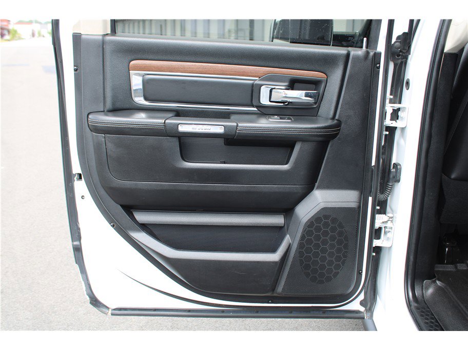 Used 2016 RAM 3500 Laramie AWD/4WD image 14