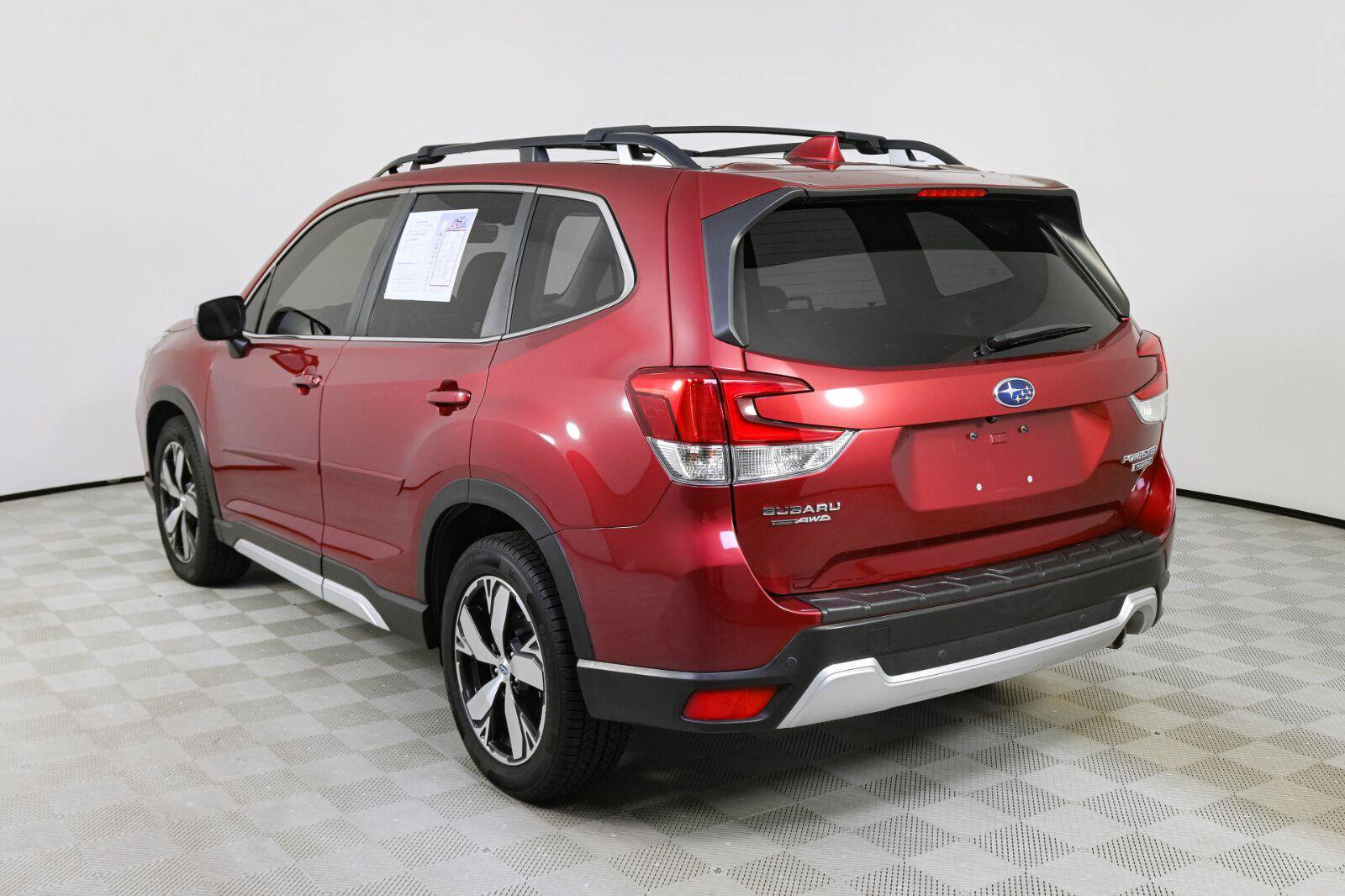 Used 2020 Subaru Forester Touring AWD/4WD image 3