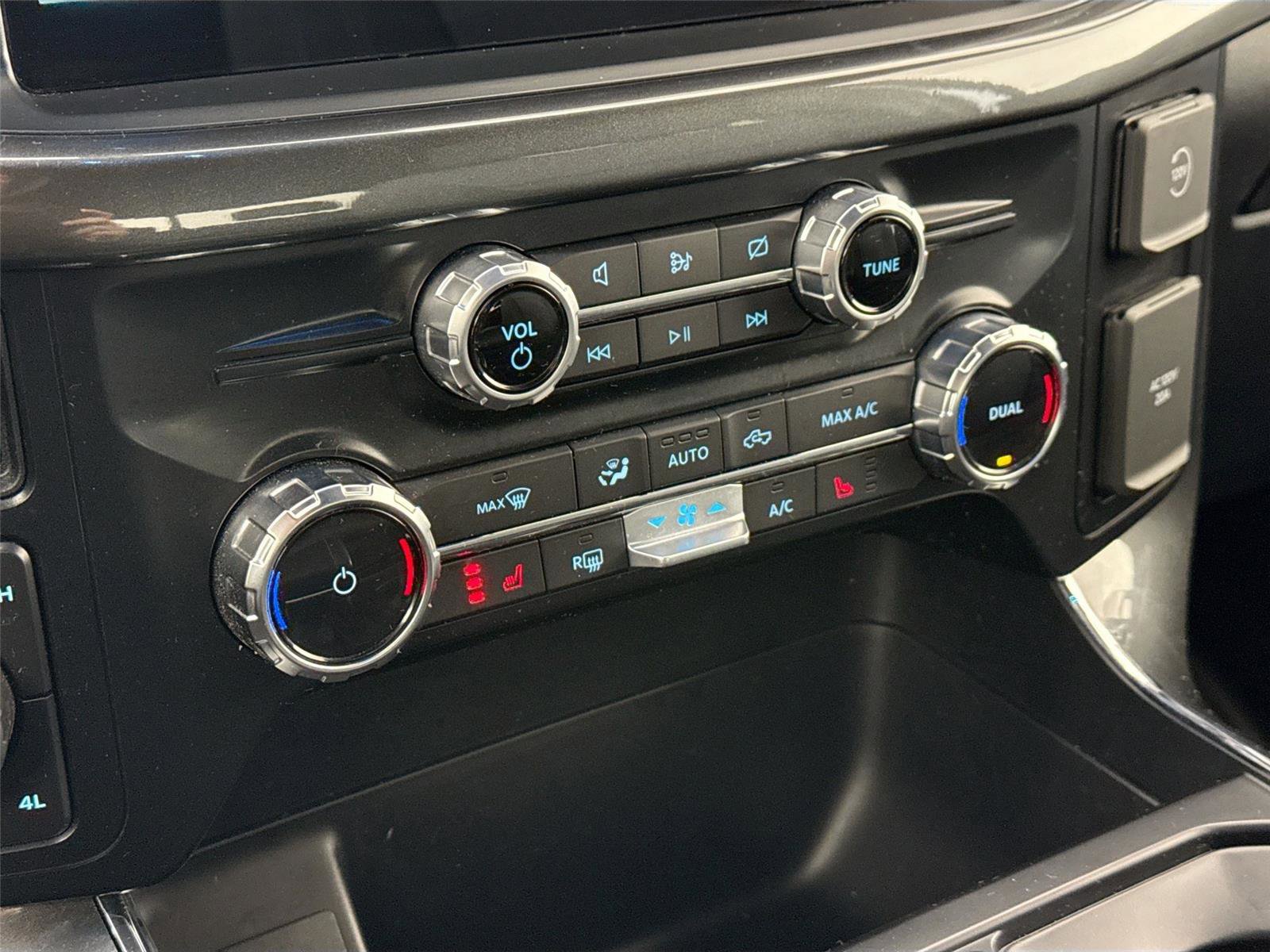 Used 2022 Ford F150 XLT w/ Equipment Group 302A High image 23