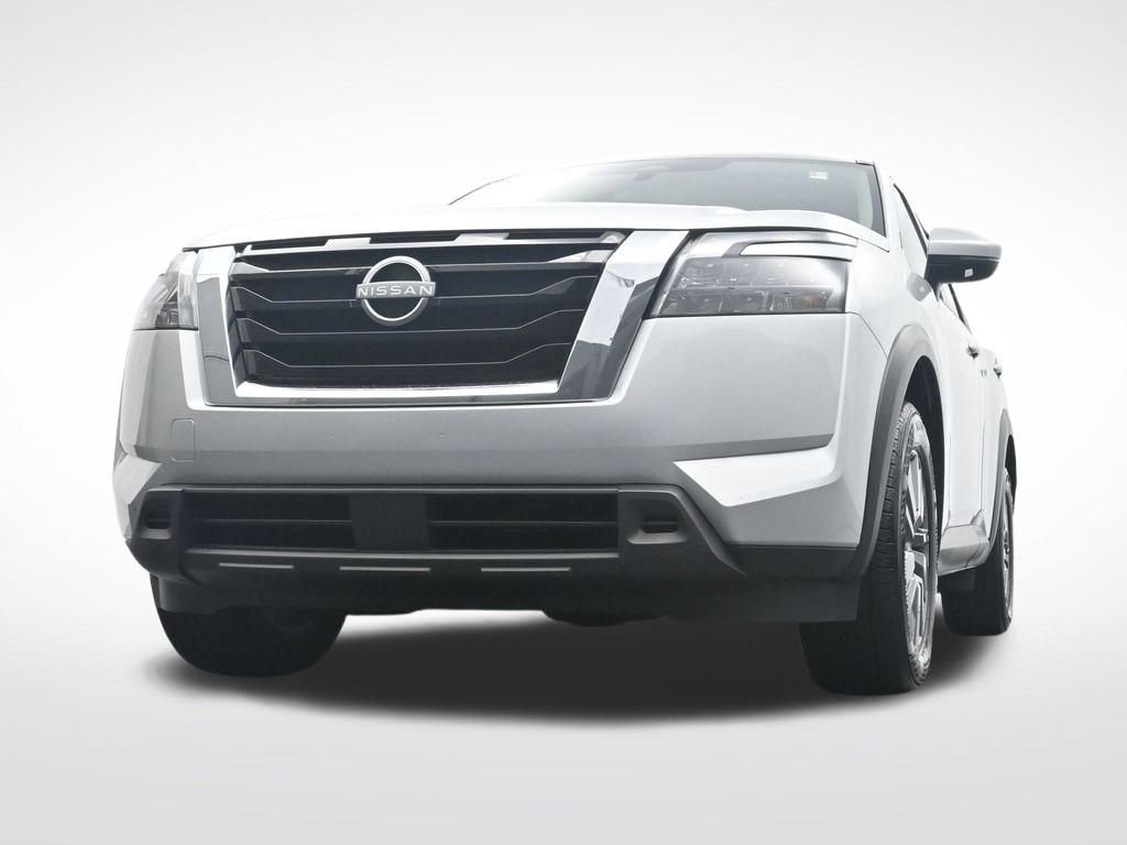 Used 2024 Nissan Pathfinder SV image 31