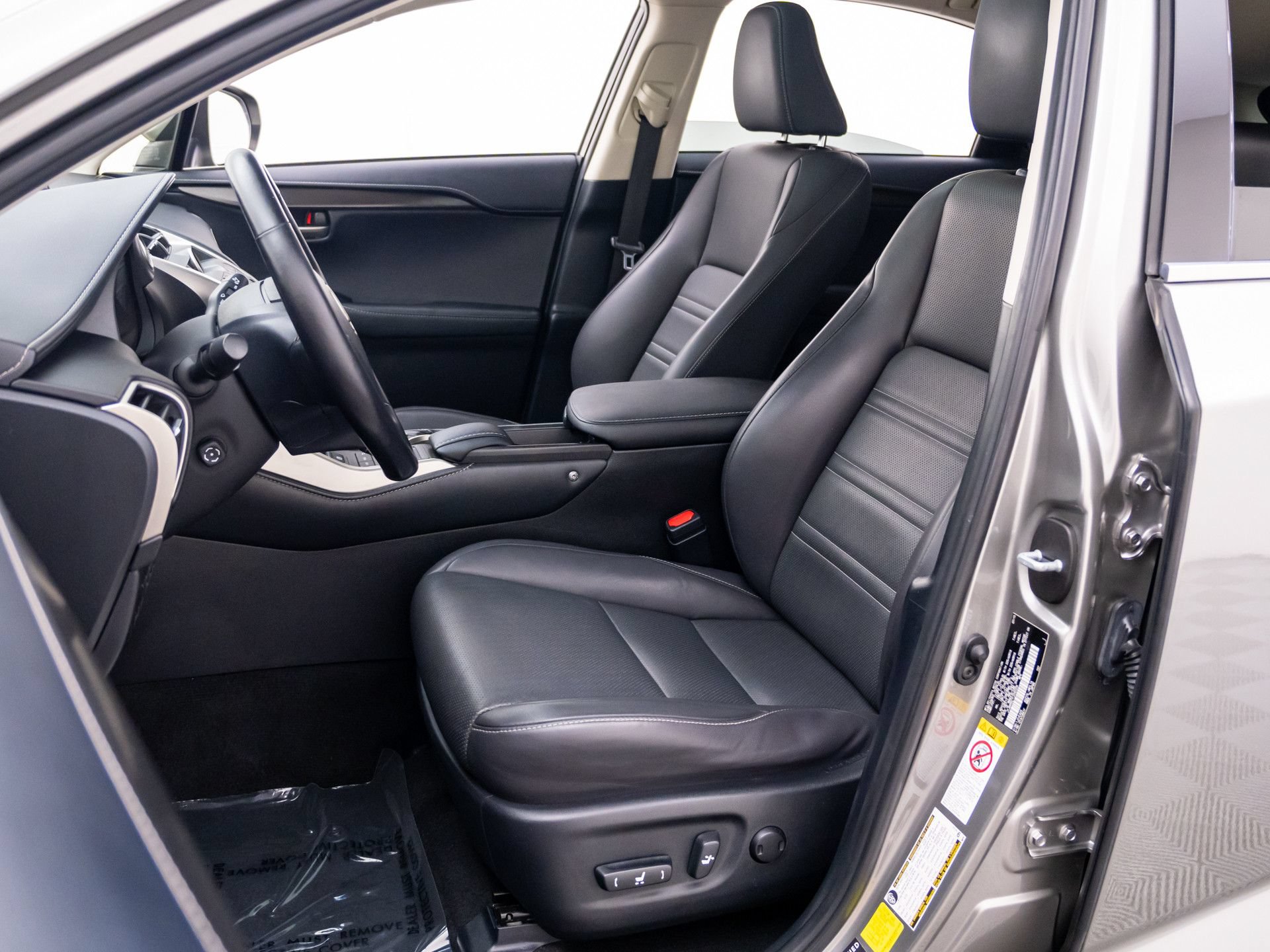 Used 2015 Lexus NX 200t AWD w/ Premium Package image 16