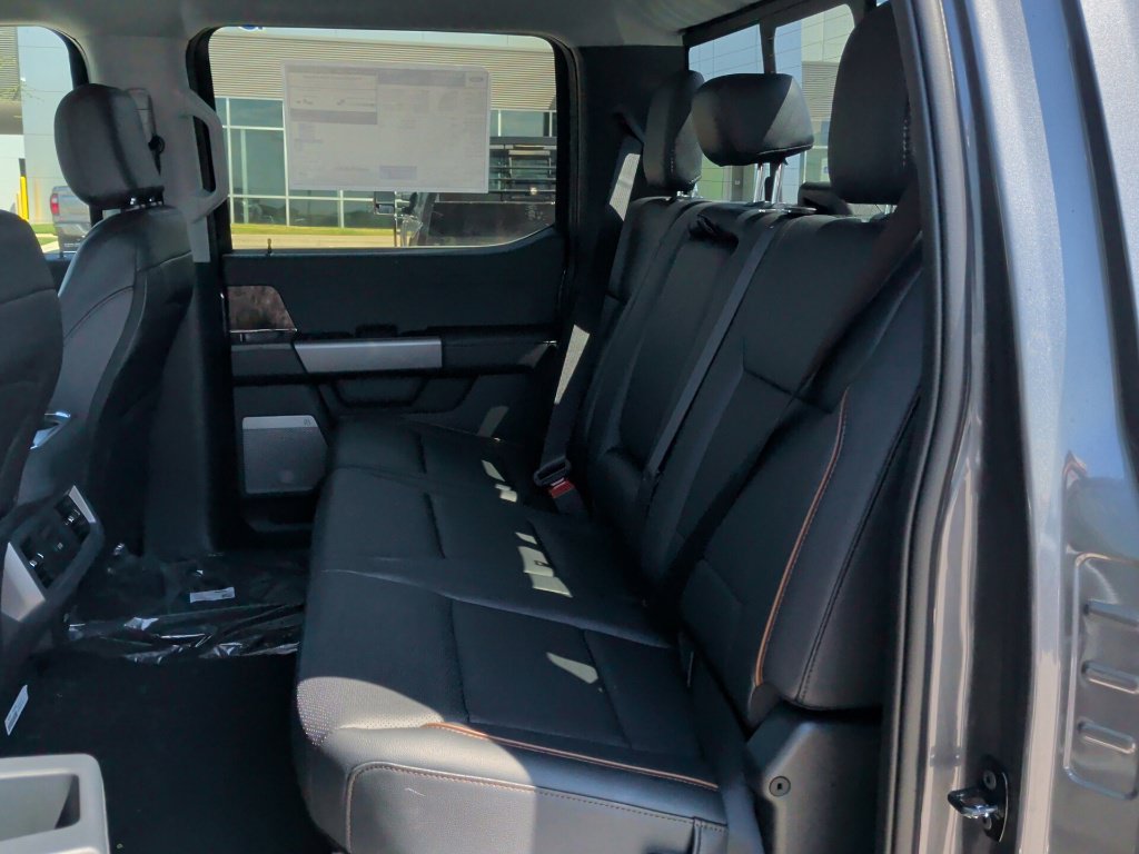 New 2027 Ford F250 Lariat w/ Lariat Premium Package AWD/4WD image 39