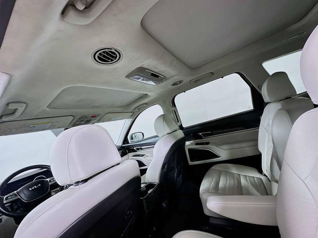 Used 2023 Kia Telluride SX Prestige image 12