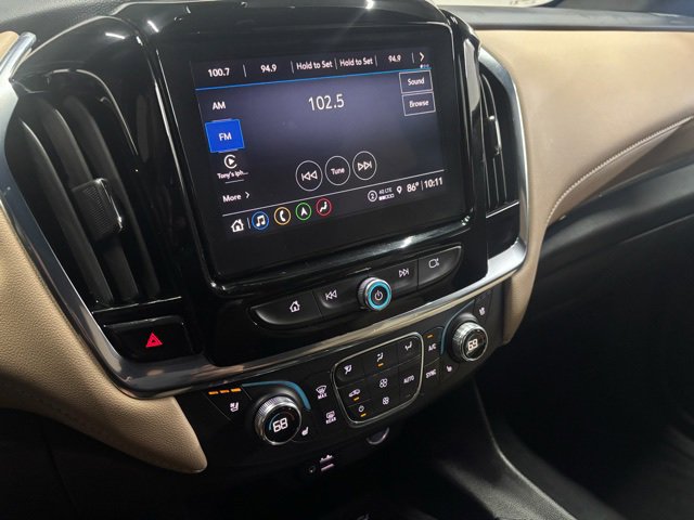 Used 2023 Chevrolet Traverse Premier image 16