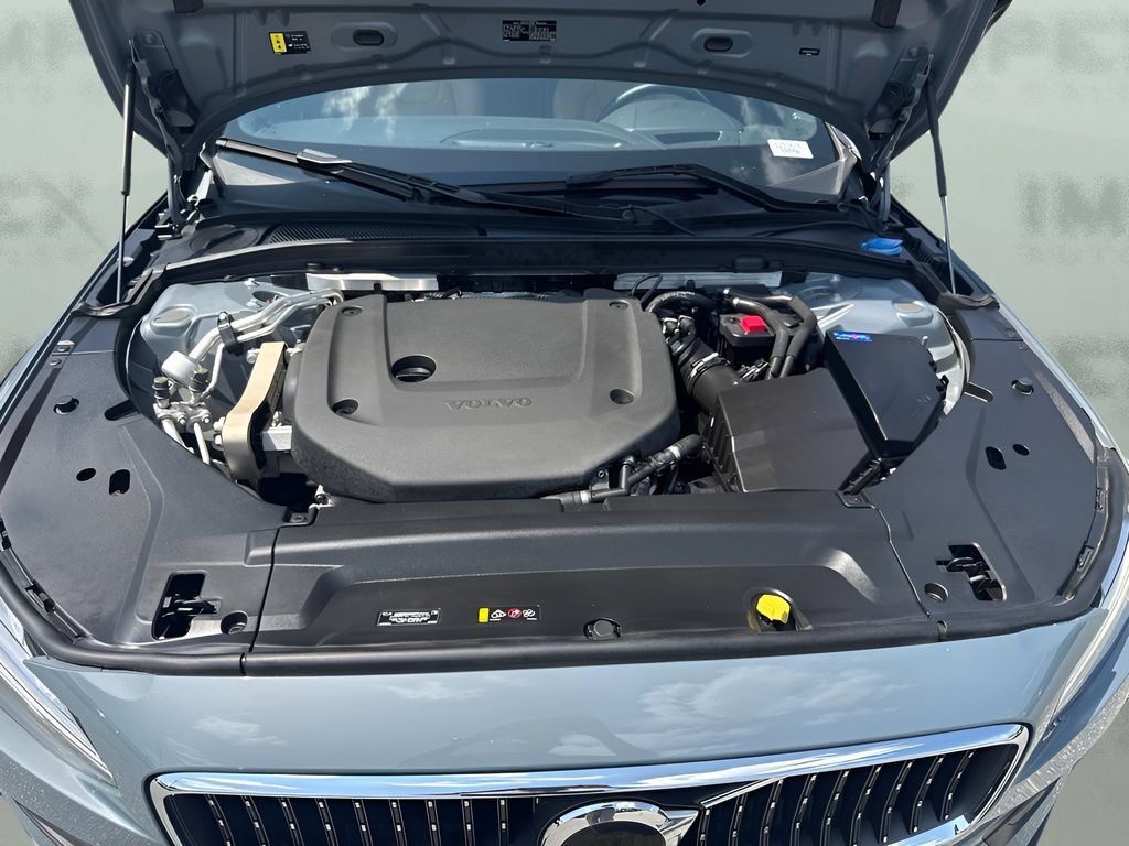 Used 2023 Volvo V90 B6 Cross Country Ultimate AWD/4WD image 22