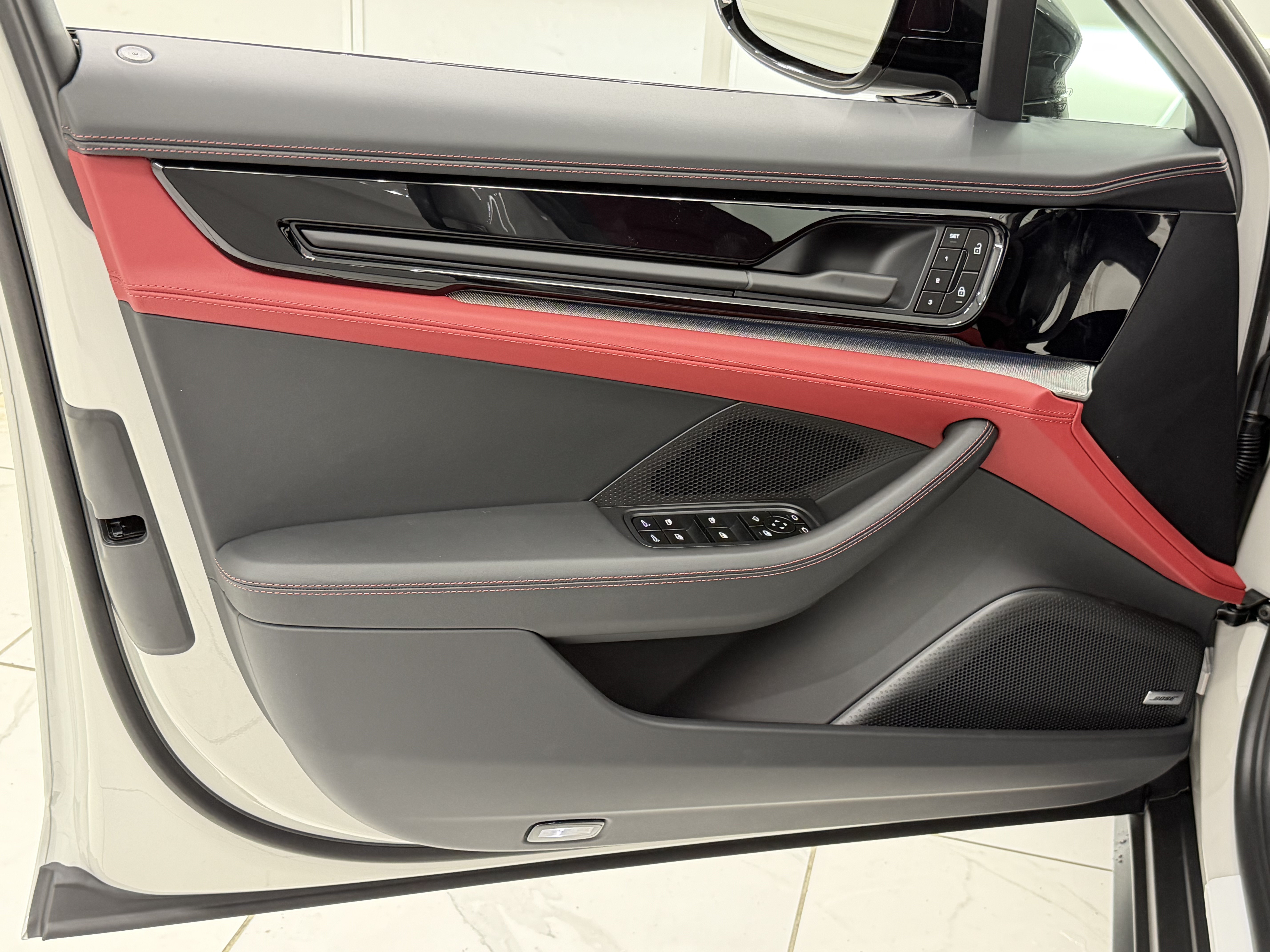 New 2026 Porsche Panamera 4 AWD/4WD image 27