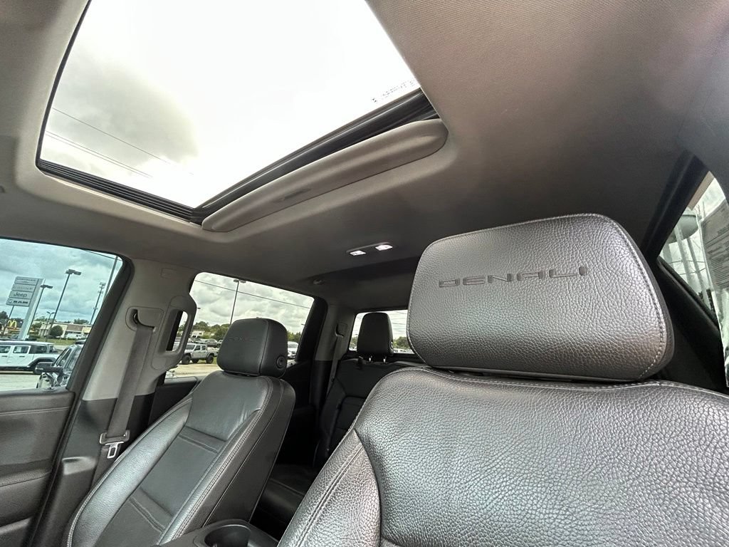 Used 2019 GMC Sierra 1500 Denali w/ Denali Ultimate Package AWD/4WD image 14
