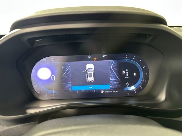 Used 2025 Volvo XC40 B5 Core image 17