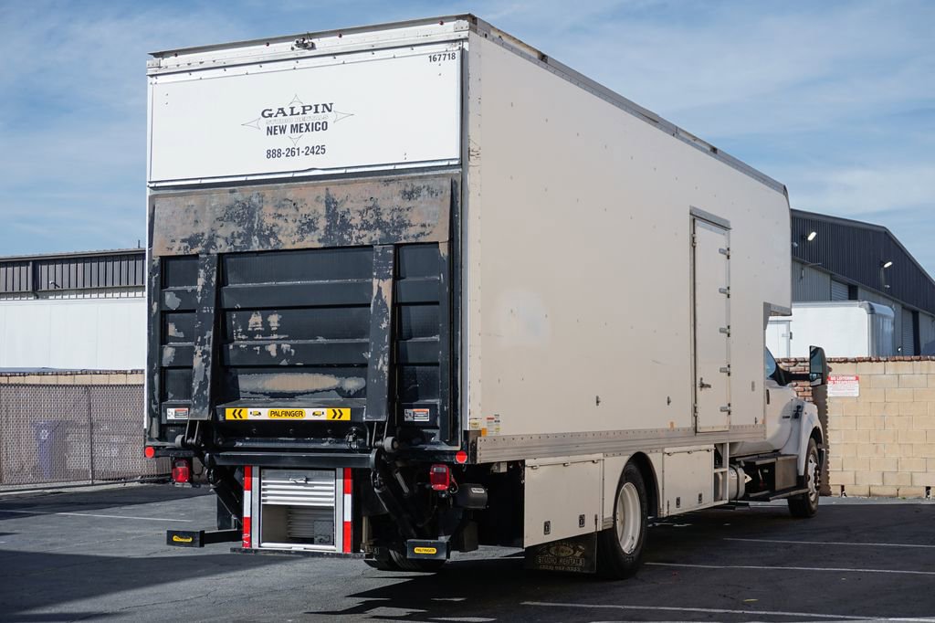 Used 2016 Ford F650 2WD Crew Cab Super Duty image 14