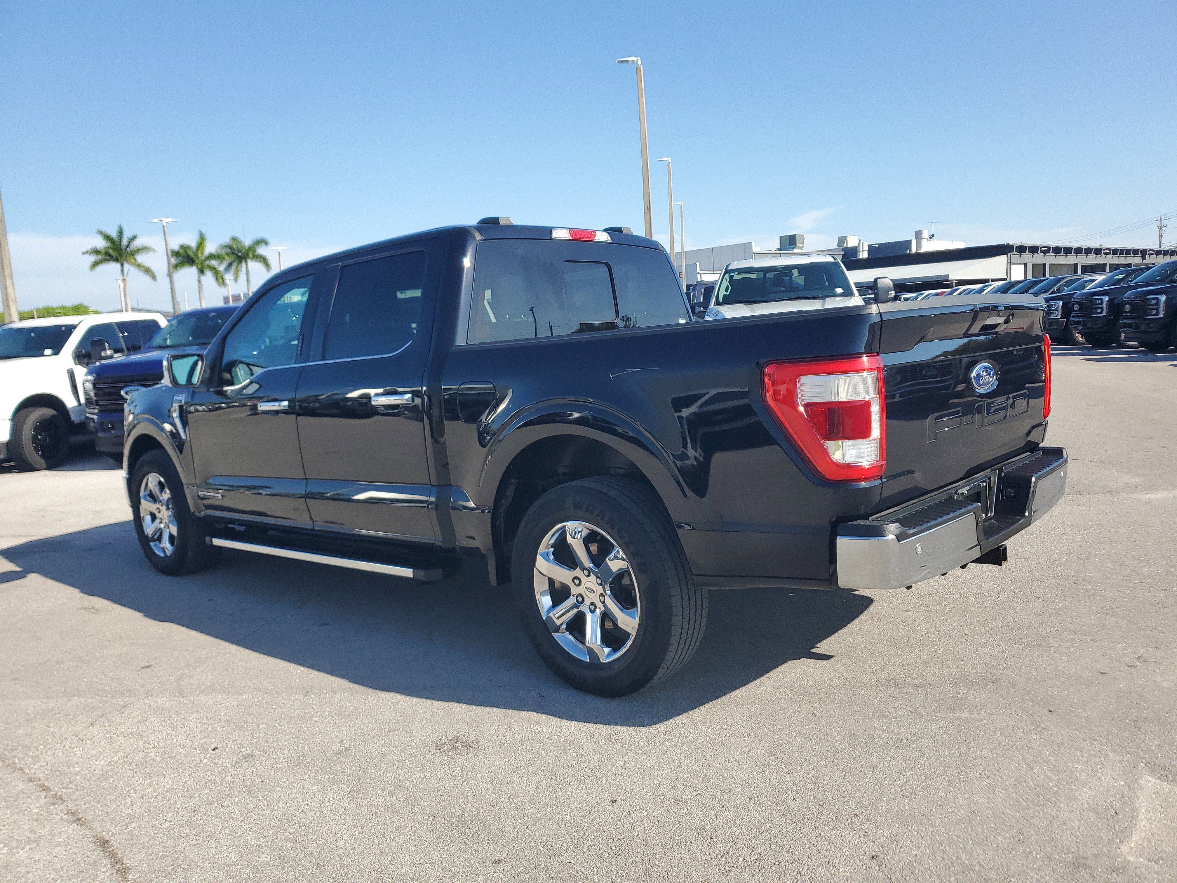 Used 2021 Ford F150 Lariat image 7