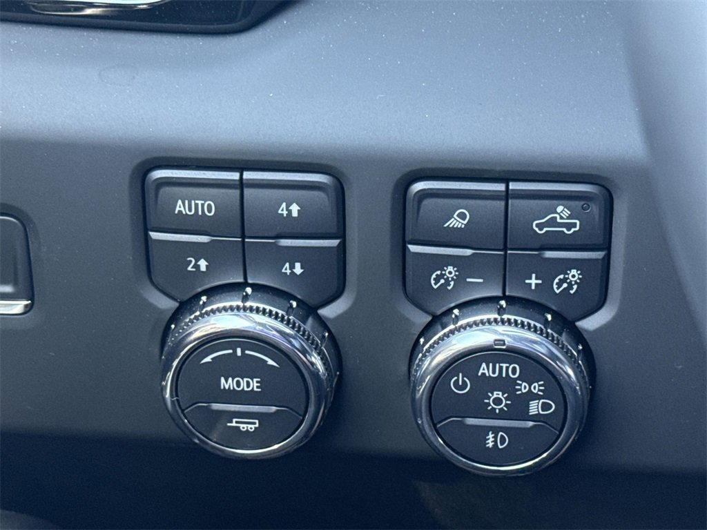 New 2025 GMC Sierra 2500 Denali w/ Denali Reserve Package image 20