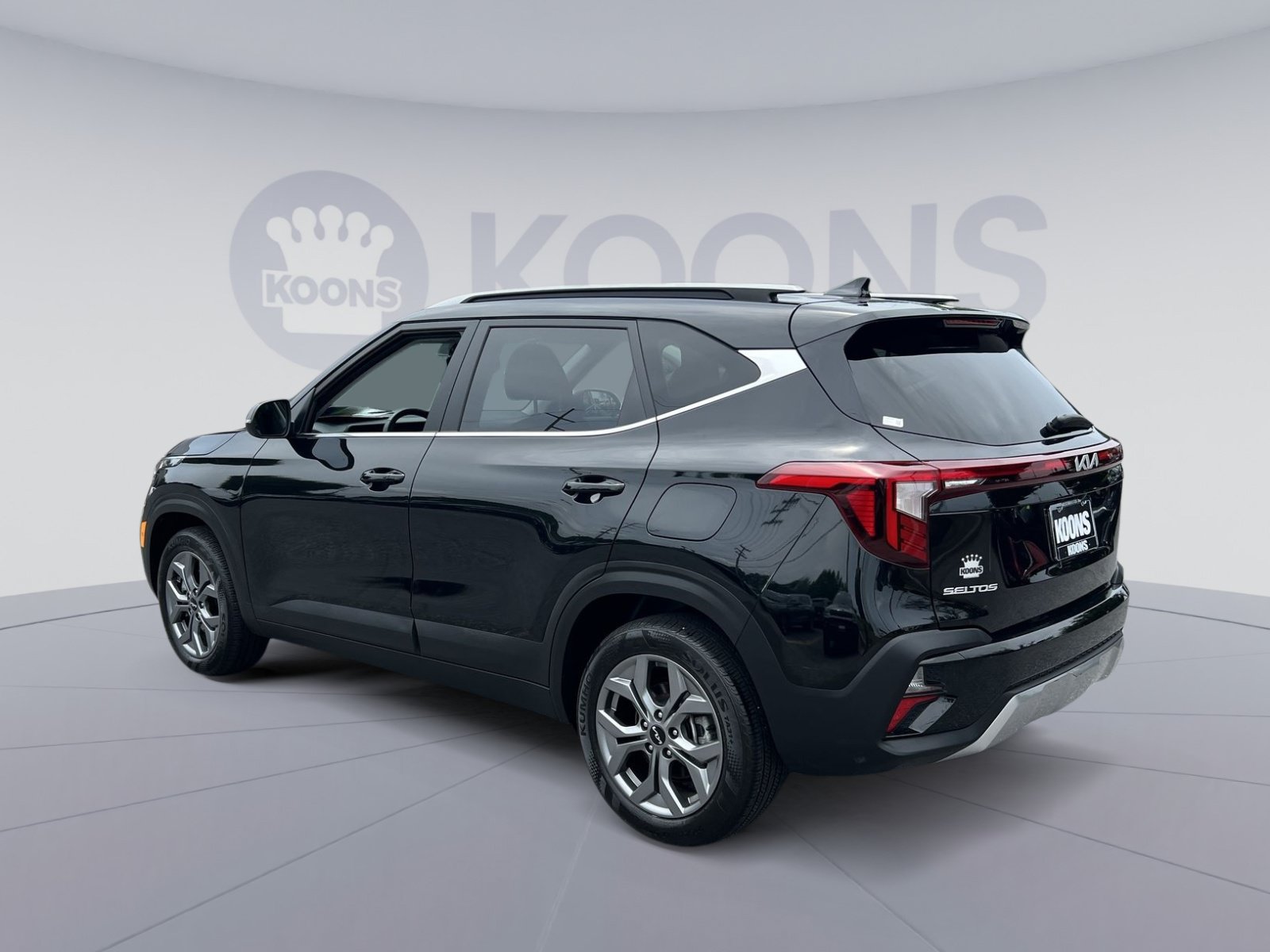 Used 2024 Kia Seltos S AWD/4WD image 4
