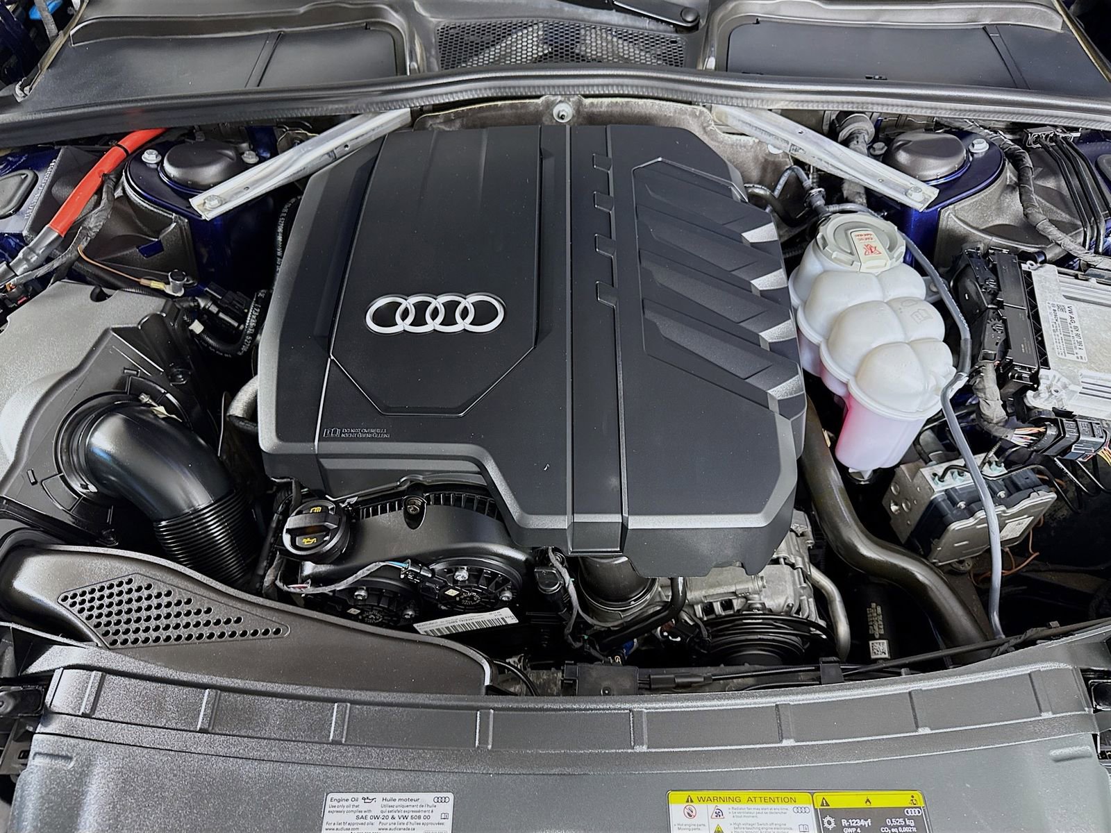 Used 2023 Audi A4 2.0T Premium w/ Convenience Package image 30