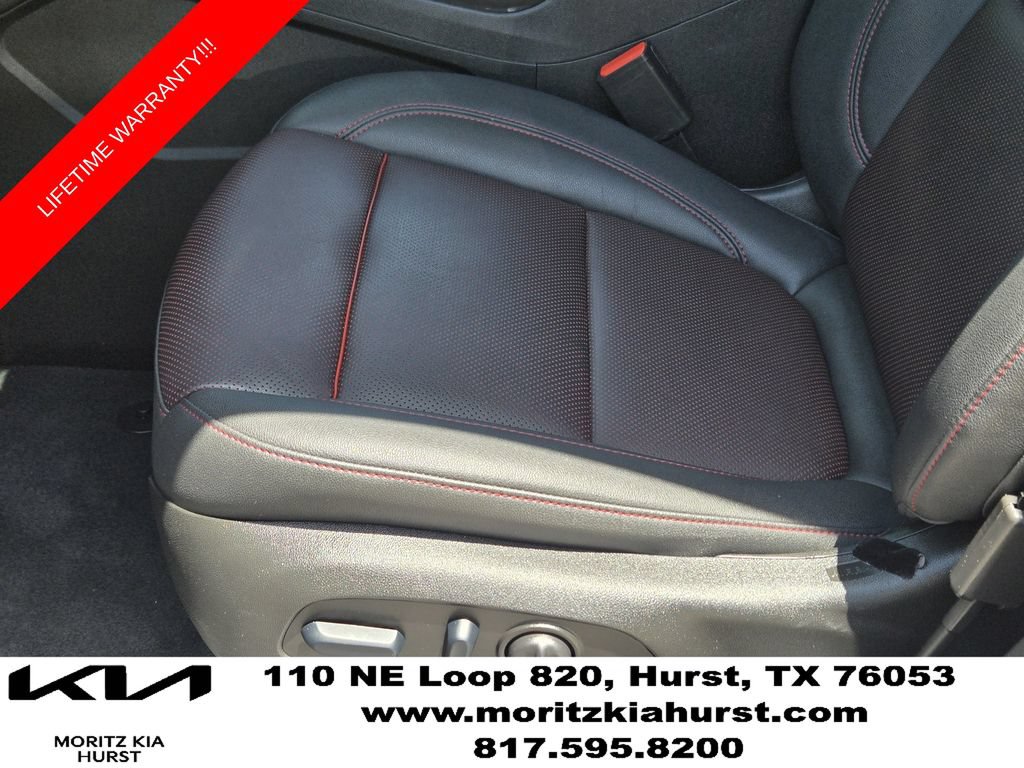 Used 2025 Chevrolet Blazer RS FWD image 26