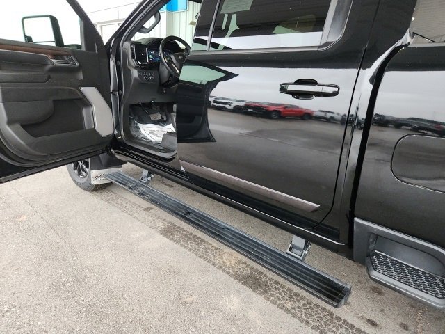 Used 2024 Chevrolet Silverado 2500 High Country w/ High Country Premium Package image 7