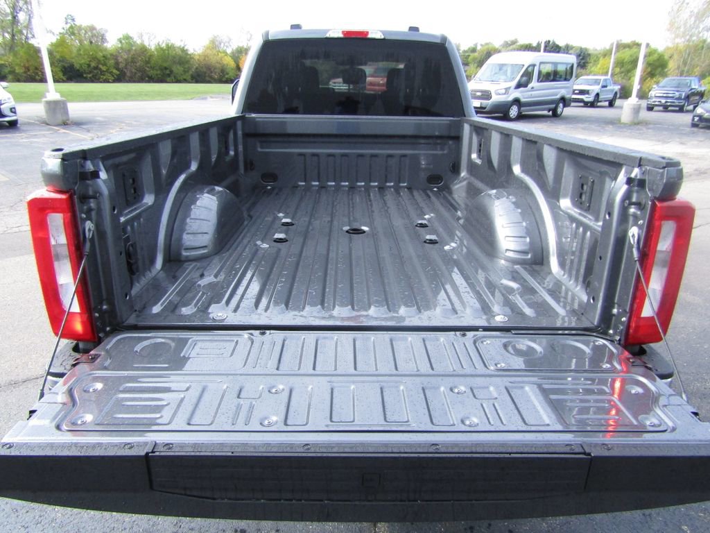 New 2026 Ford F250 XLT image 7