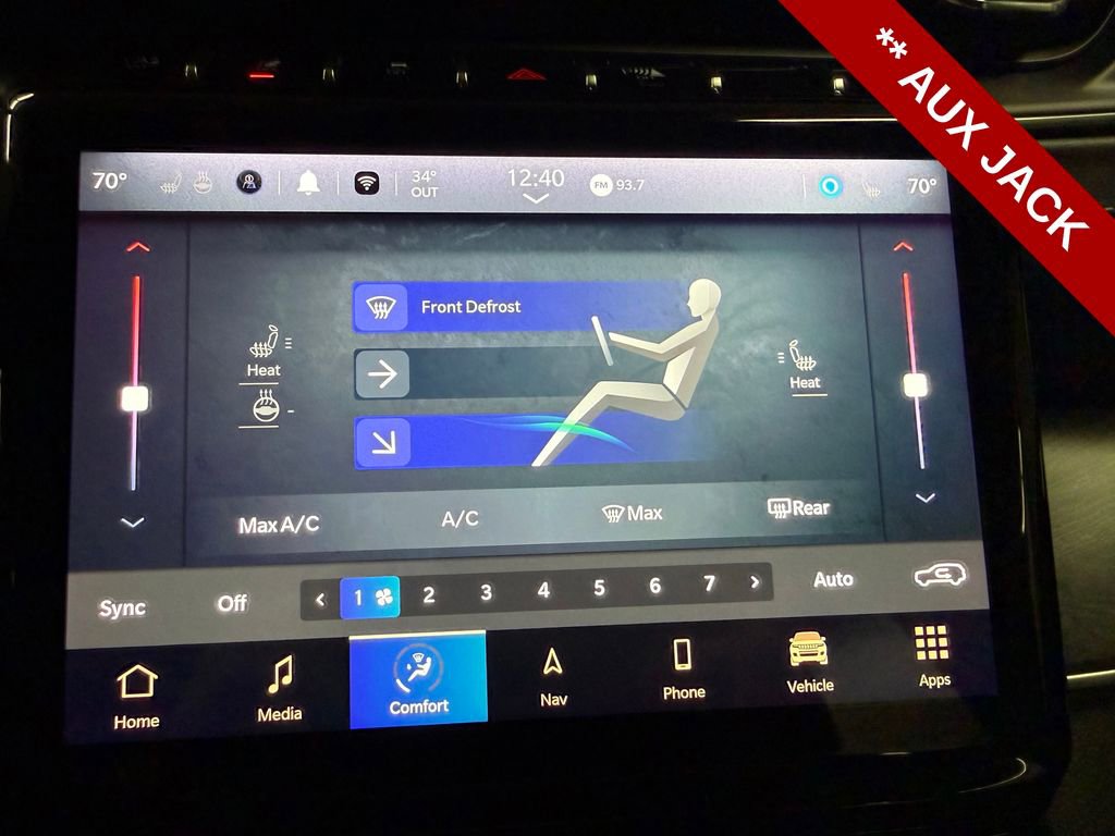 Used 2023 Jeep Grand Cherokee Limited image 25