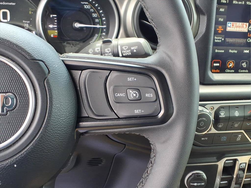 Certified 2023 Jeep Wrangler Unlimited w/ Sun & Screen Package AWD/4WD image 13