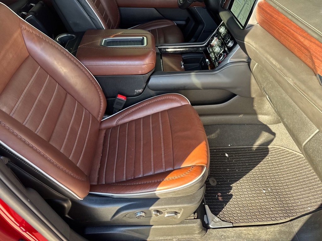 Used 2024 GMC Yukon Denali Ultimate image 17