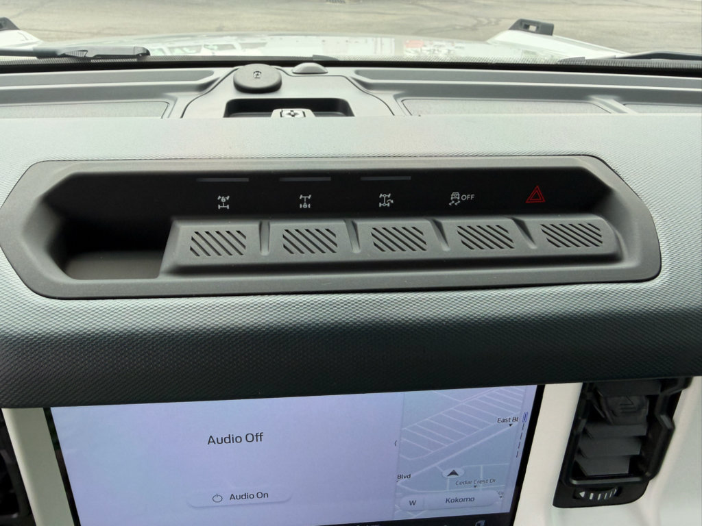 New 2026 Ford Bronco Heritage Edition AWD/4WD image 12