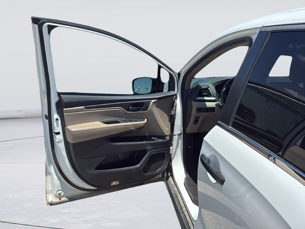 Used 2020 Honda Odyssey LX image 21
