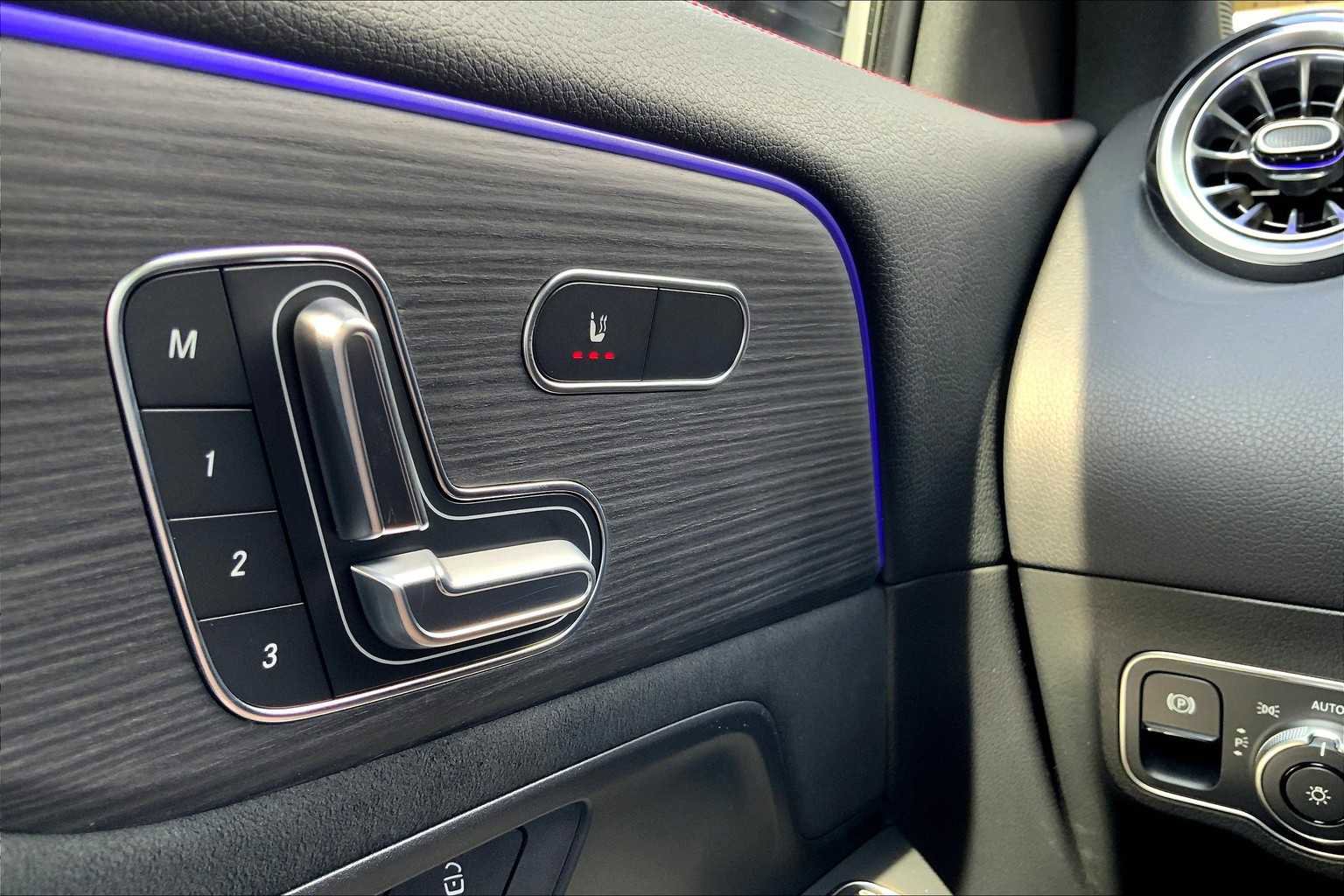 New 2026 Mercedes-Benz GLA 250 4MATIC image 24