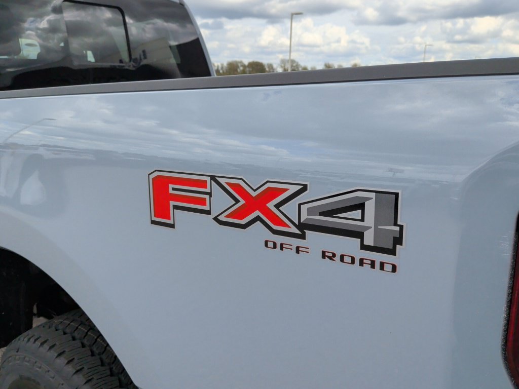 New 2027 Ford F250 Platinum w/ FX4 Off-Road Package AWD/4WD image 49