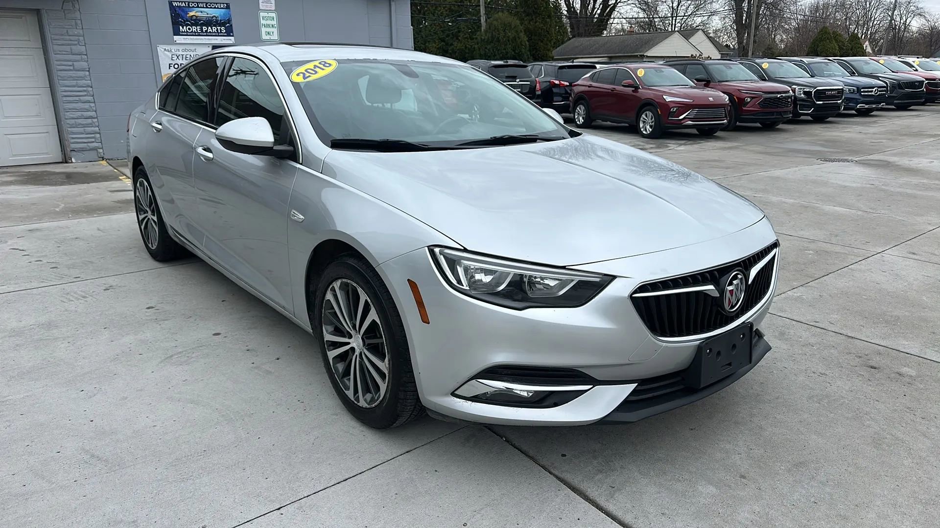 Used 2018 Buick Regal Essence image 3