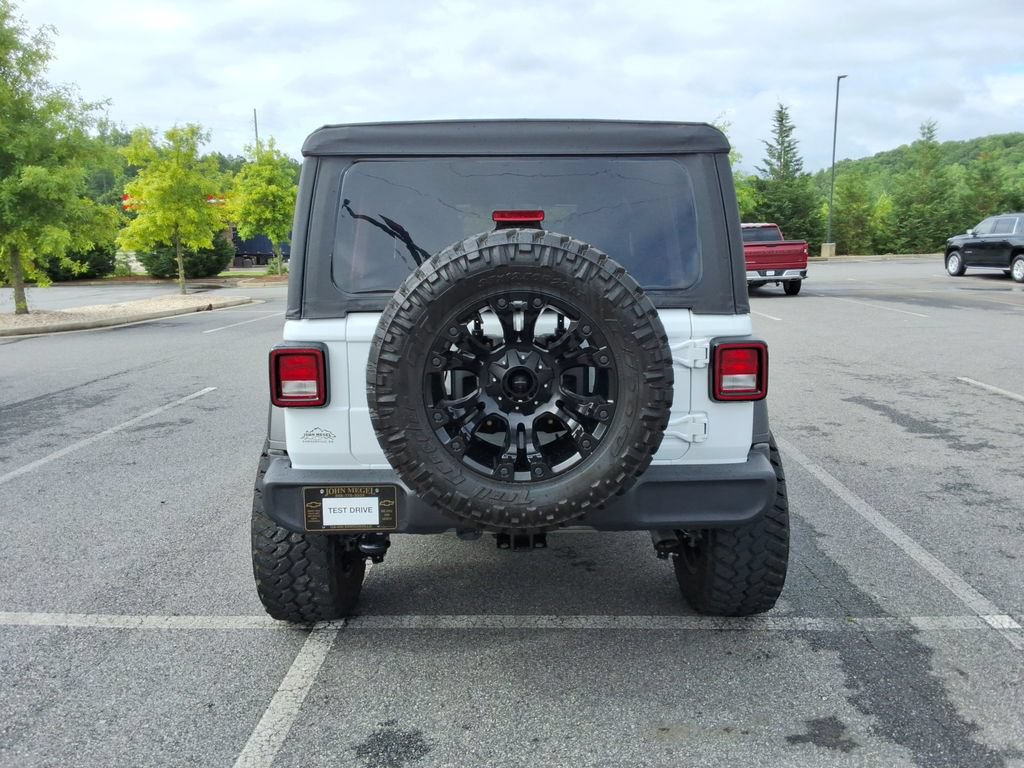 Used 2018 Jeep Wrangler Unlimited Sport AWD/4WD image 6