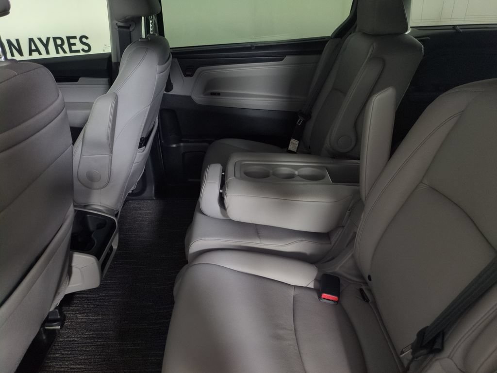 Certified 2024 Honda Odyssey Touring image 28