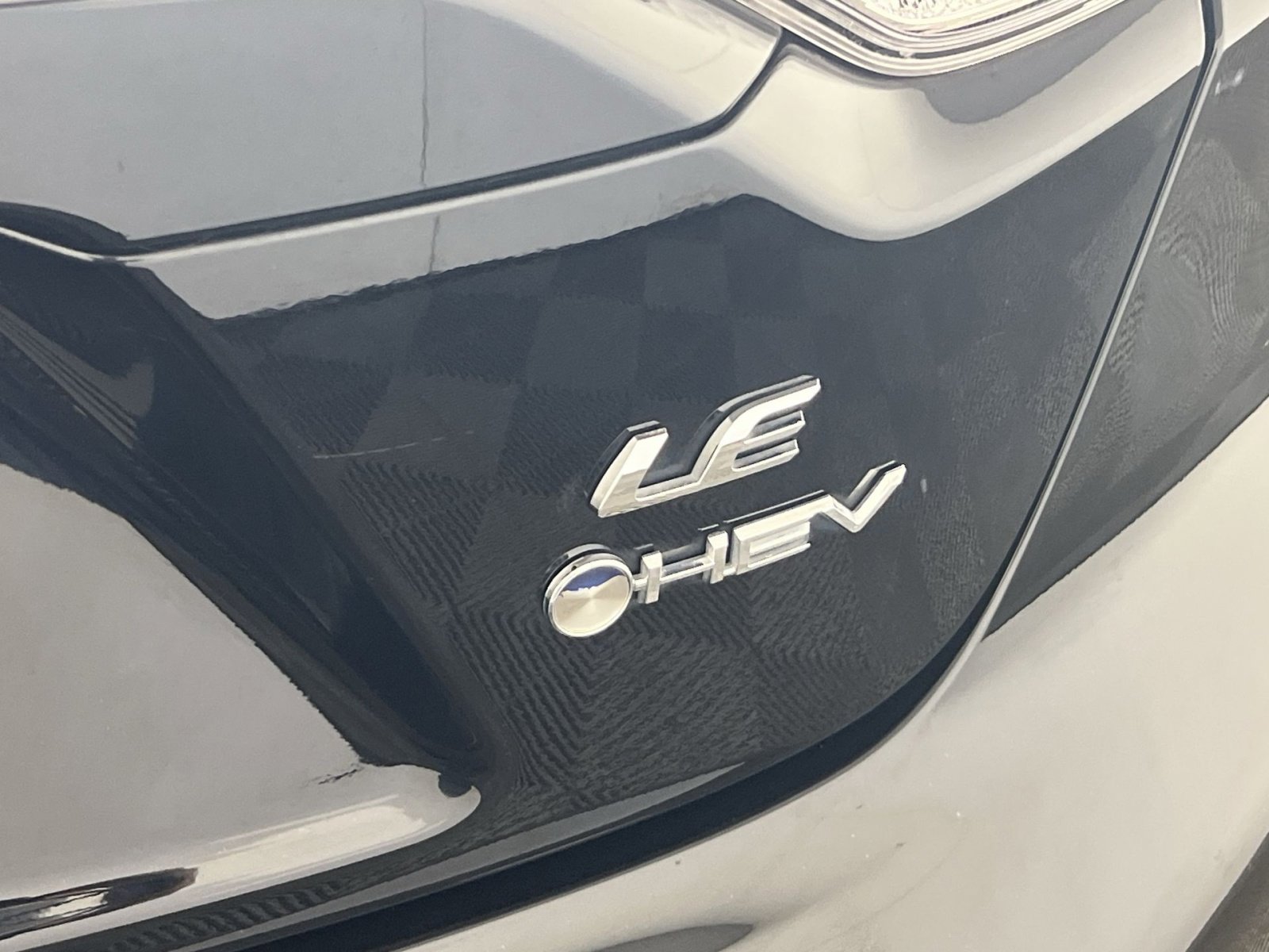 Used 2025 Toyota Corolla LE image 25