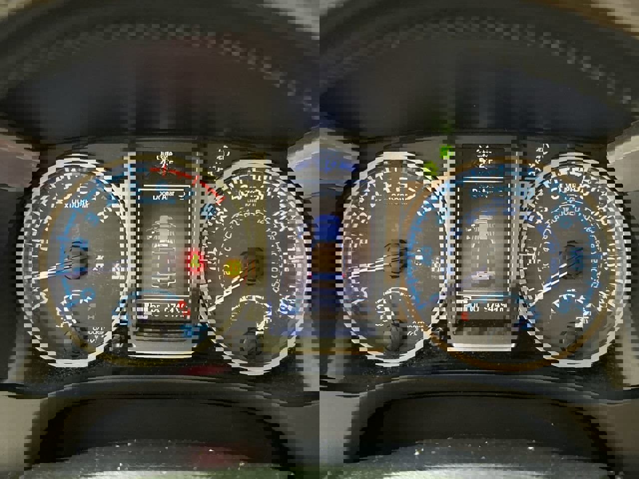 Used 2018 Toyota Tacoma SR5 image 15