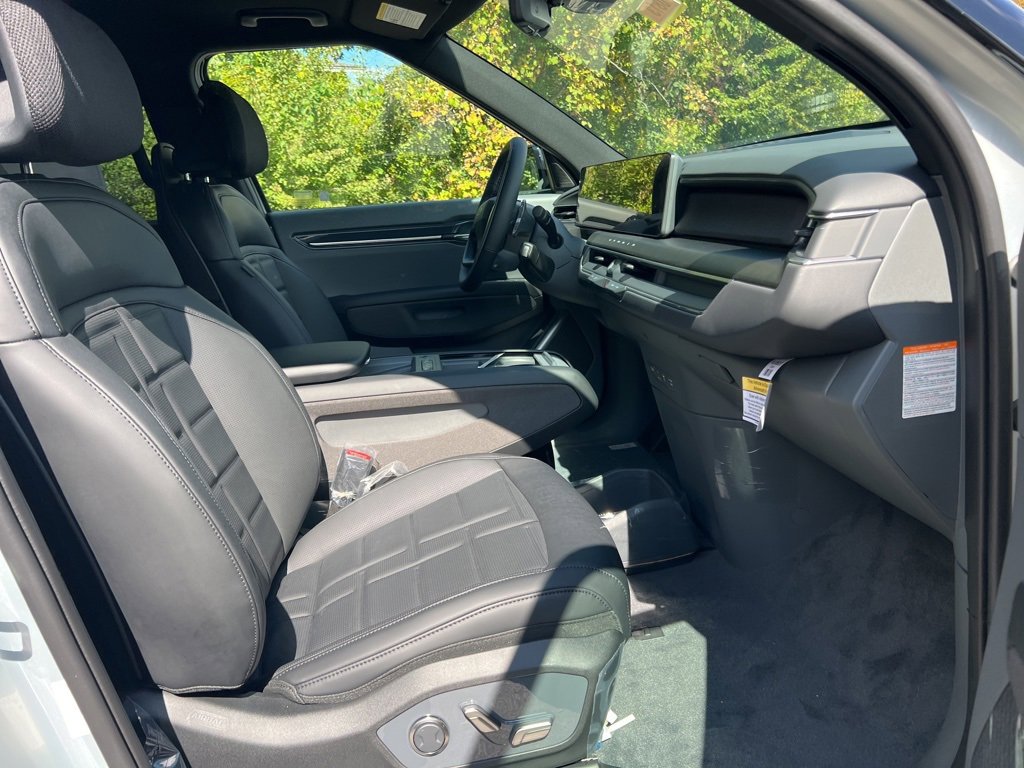 New 2026 Kia EV9 Land w/ Nightfall Edition Package image 14