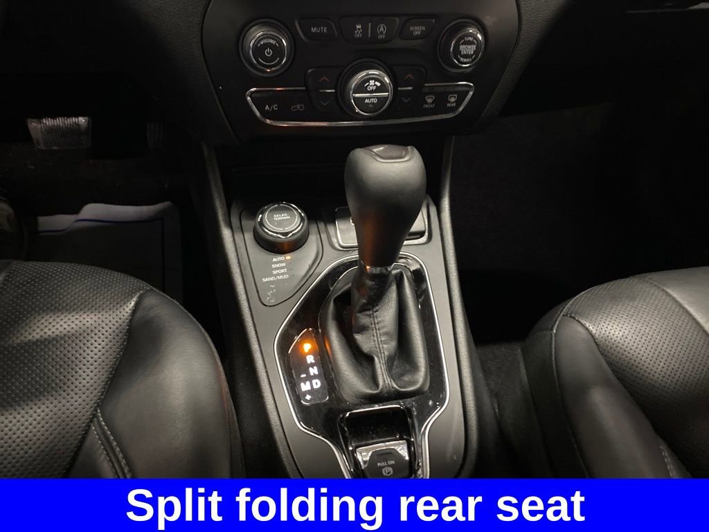 Used 2019 Jeep Cherokee Limited image 22