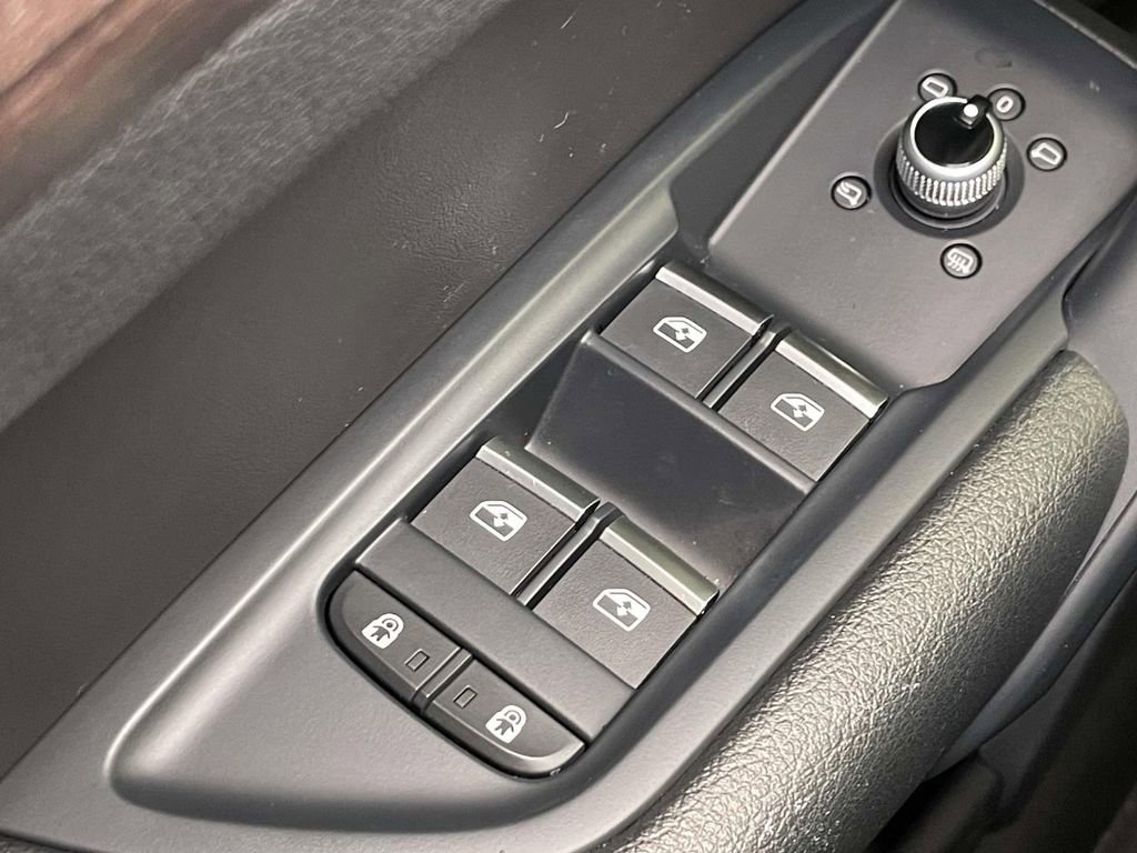 Certified 2023 Audi Q5 2.0T Premium w/ Convenience Package image 36