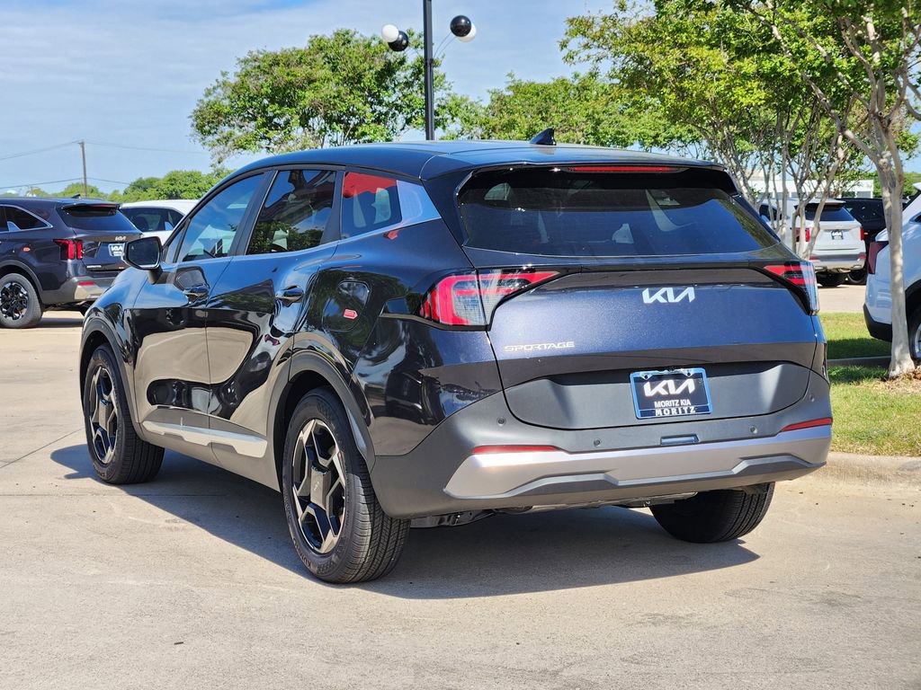 New 2026 Kia Sportage EX image 3