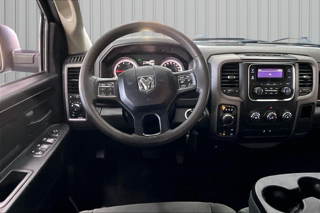 Used 2018 RAM 1500 Express AWD/4WD image 8