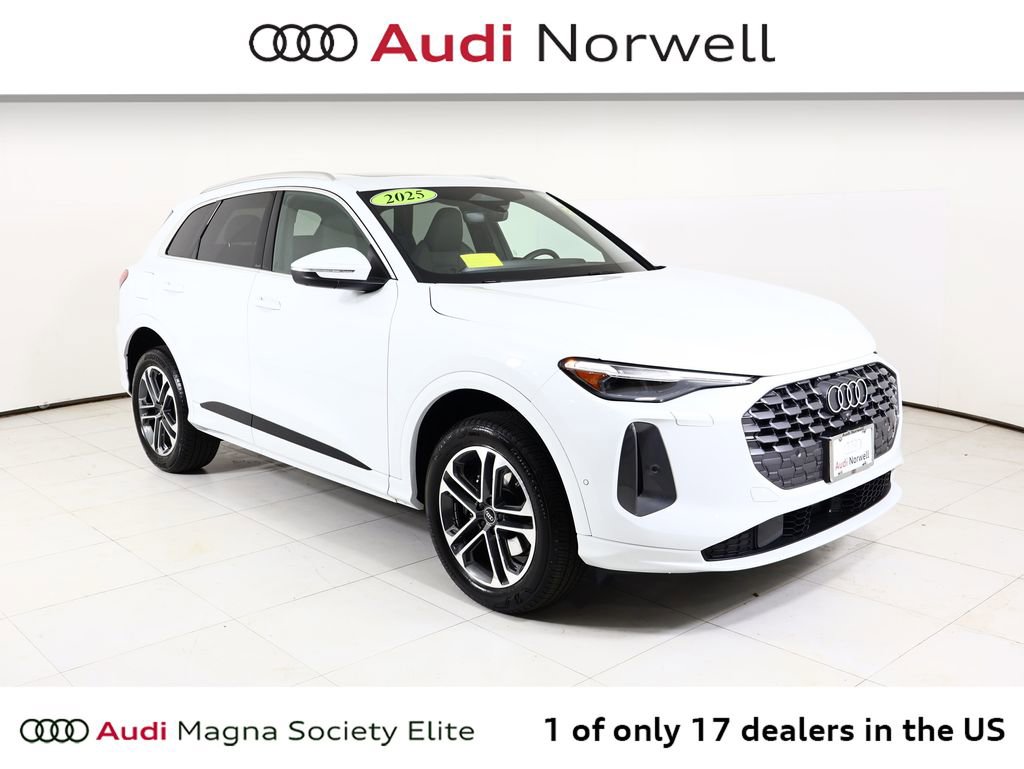 Certified 2025 Audi Q5 Premium Plus w/ Premium Plus AWD/4WD image 1